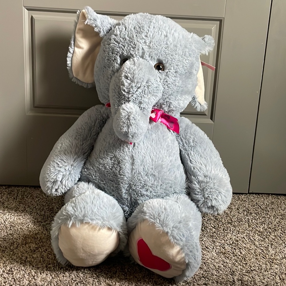 Big Valentines Elephant